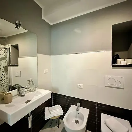 Margot Guest house *