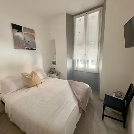 Margot Guest house